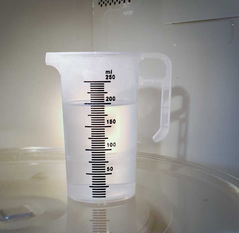 Are measuring jugs designed for the microwave?